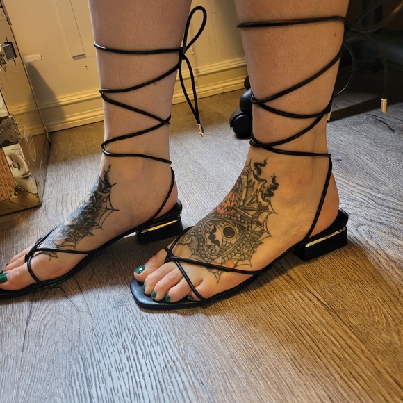 ALDO lace up strappy sandals size 9 - Picture 3 of 9